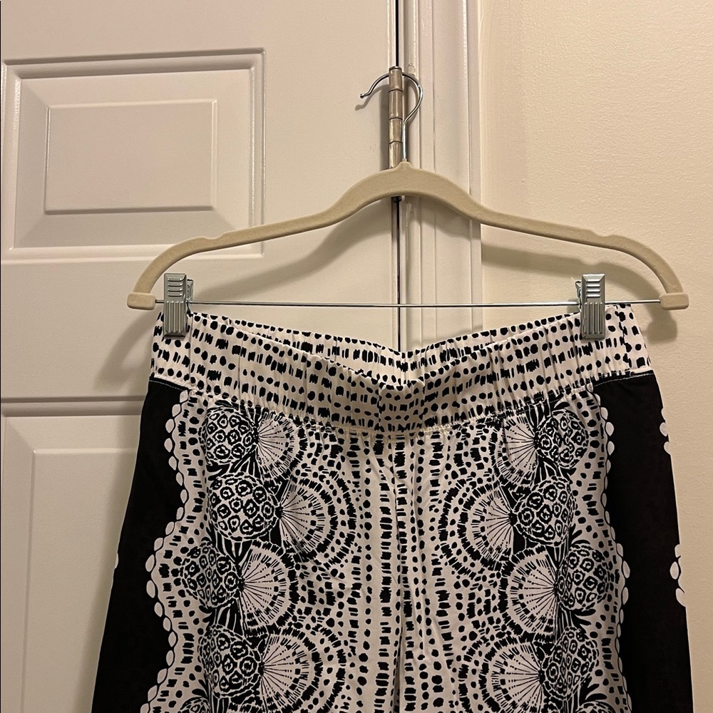 Lilly Pulitzer Black and White Patterned Garment Bal Harbour Palazzo Size small - Picture 2 of 4